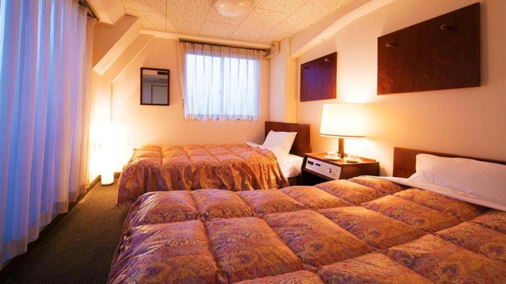 Hotel Town Honmachi Kōchi Buitenkant foto