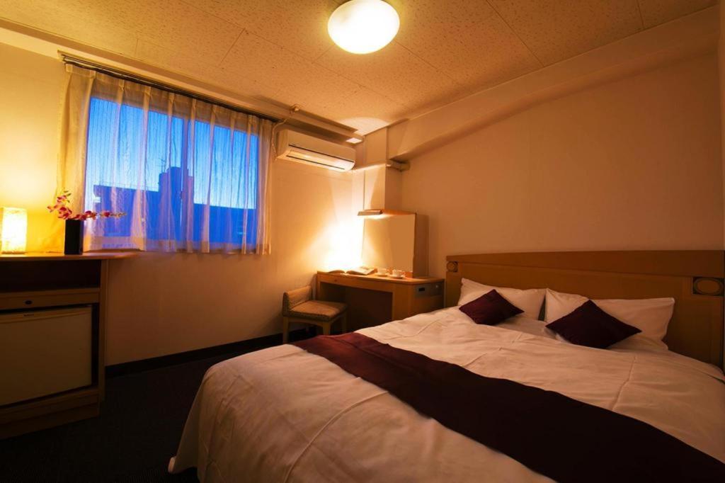 Hotel Town Honmachi Kōchi Buitenkant foto